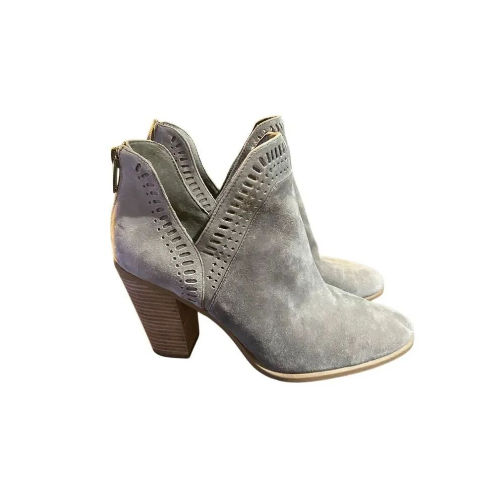 Vince Camuto Fileana gray suede split shaft, ankle boot, 8.5.